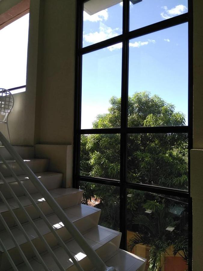 V.F. Riton Apartelle ラオアグ エクステリア 写真